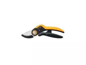 Fiskars PowerLever Plus (P741) jednočepelové zahradní nůžky