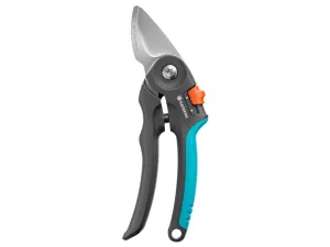 Gardena Zahradní nůžky PremiumCut pro čerstvé dřevo, dvoubřité 22 mm