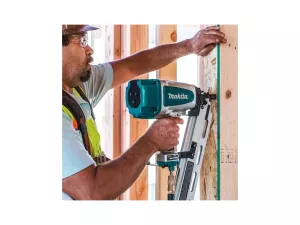 Hřebíkovačka pneumatická 50-90mm, Makita AN924