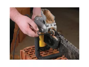 Pila Aligátor DWE398 1700W list DT2976 na perforované cihly DEWALT