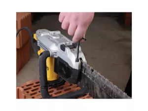 Pila Aligátor DWE398 1700W list DT2976 na perforované cihly DEWALT